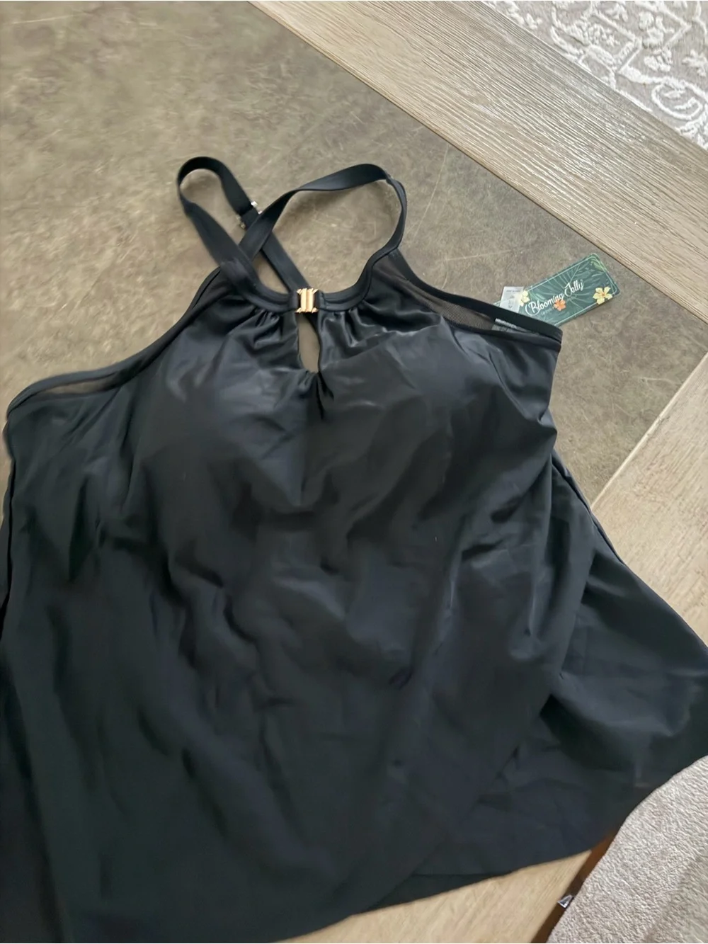 New Blooming Jelly Black Tankini Swimsuit With Modest High Neck